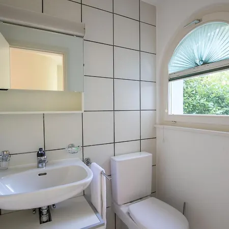 Incanto Apartment *